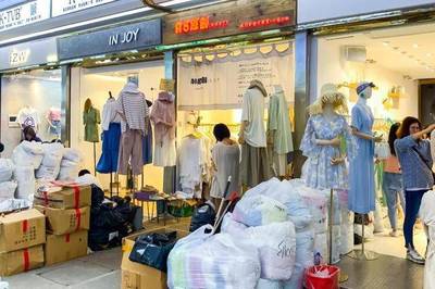 沙河服裝批發(fā)市場!發(fā)貨、價格的源頭